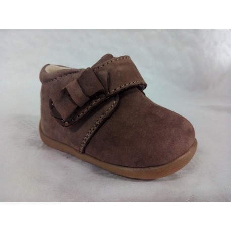 Botas, botines infantiles niñas bebés lazo kaki