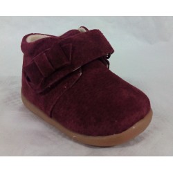 Botas, botines infantiles niñas bebés lazo rojo burdeos